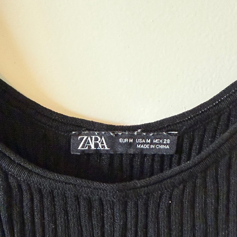 Zara Black Ribbed Tank Top - Picture 2 of 3